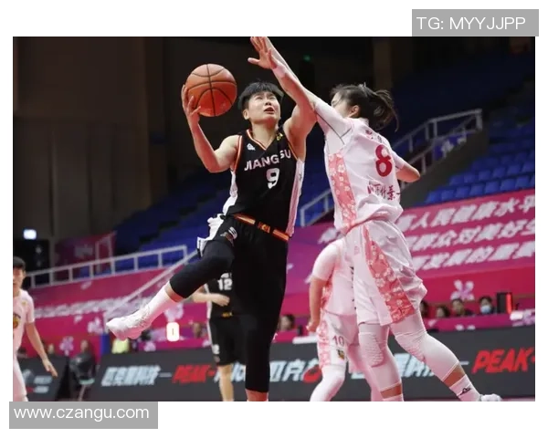 上海排球队在钻石联赛中以82分稳居积分榜首位 上海排球队在钻石联赛中以82分稳居积分榜首位