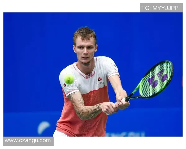 成都网球队与南京网球队赛后复盘分析灵活性表现及战术调整策略