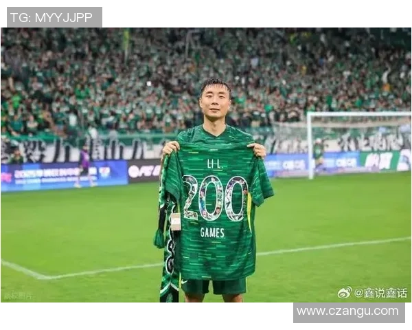 李磊独家分享足球心得与技巧助你提升球技的秘诀与经验