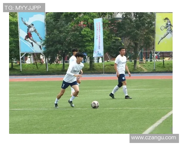 沙拉足球的魅力与战术解析:如何在绿茵场上实现团队合作与个人突破 沙拉足球的魅力与战术解析:如何在绿茵场上实现团队合作与个人突破